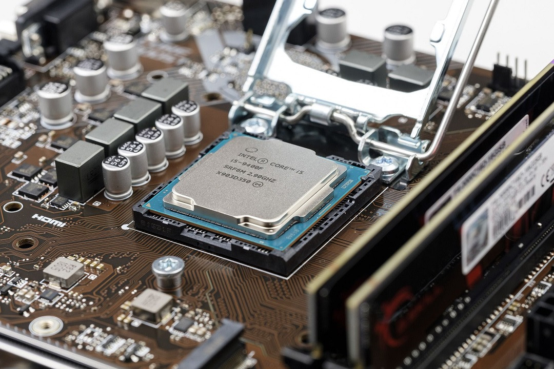 Làm sao để biết Main hỗ trợ CPU nào? Cách chọn CPU phù hợp với Main