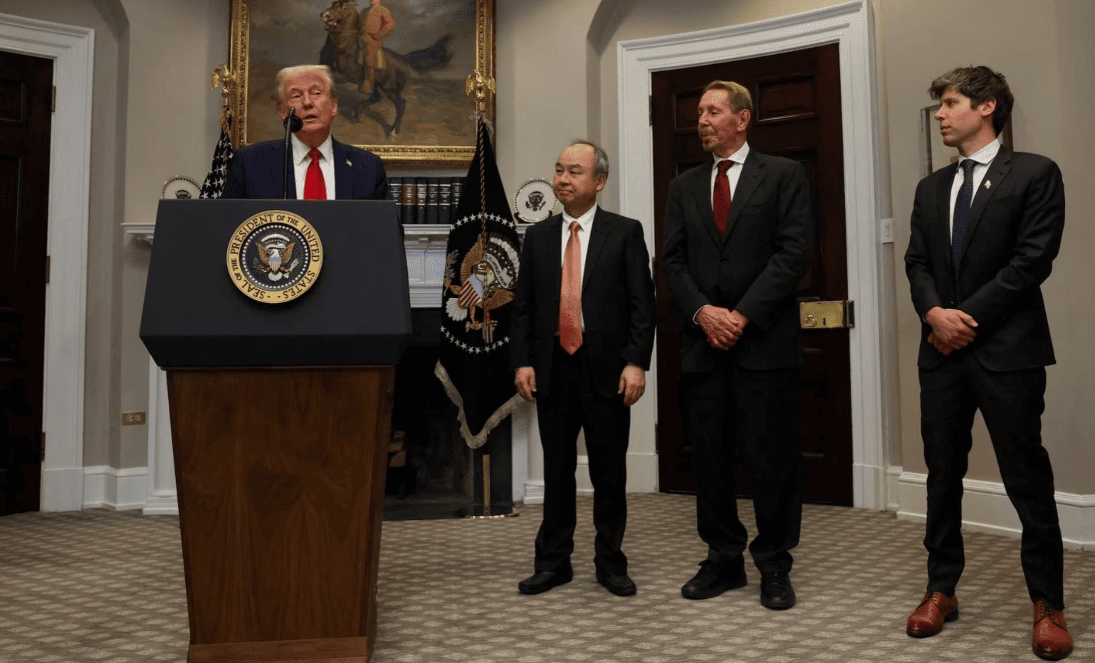 Ông Trump (trái) và các CEO khi công bố dự án Stargate vào tháng 1.