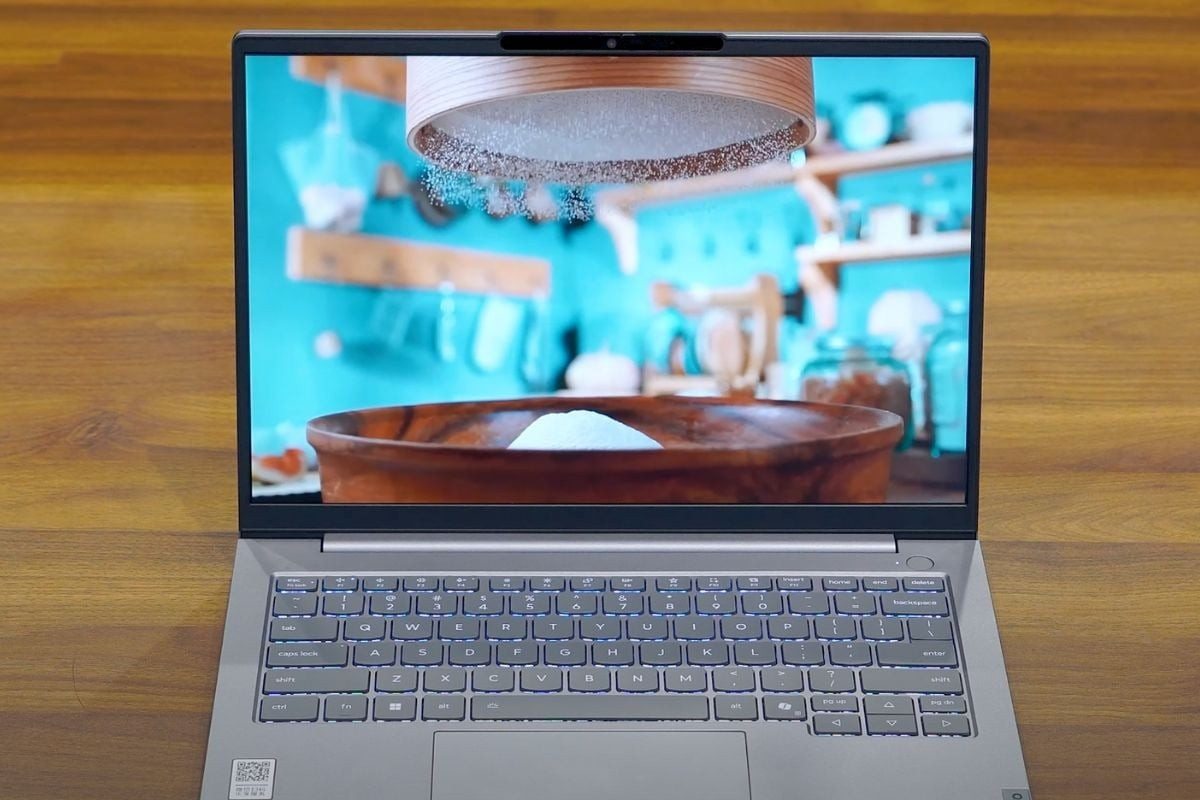Lenovo ThinkBook 14 G8 IRL gọn nhẹ, tinh tế và hiện đại