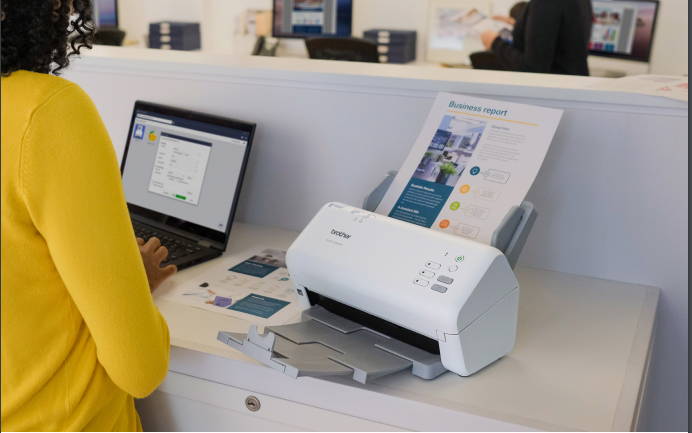 Máy scan Brother ADS-4300N nhỏ gọn nhưng mạnh mẽ