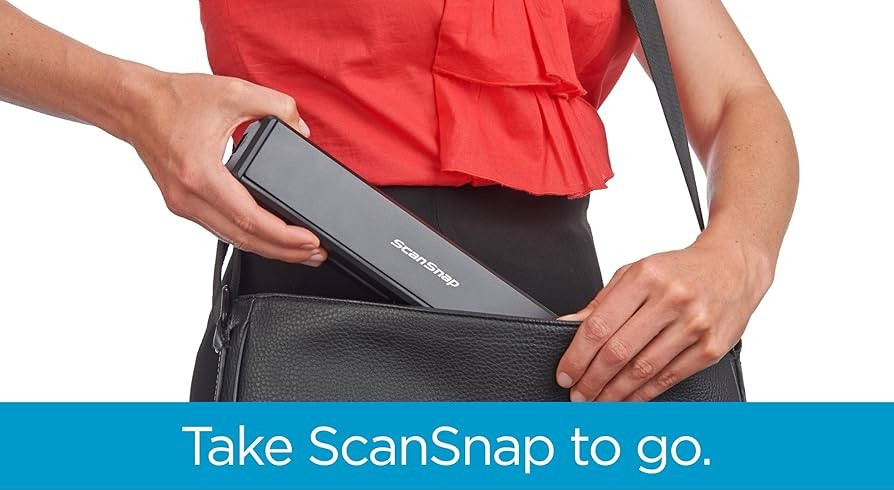 Fujitsu iX100 sở hữu tốc độ quét đạt 5.2 giây/trang ở độ phân giải 600 dpi, giúp người dùng xử lý tài liệu nhanh mà không phải chờ đợi lâu.