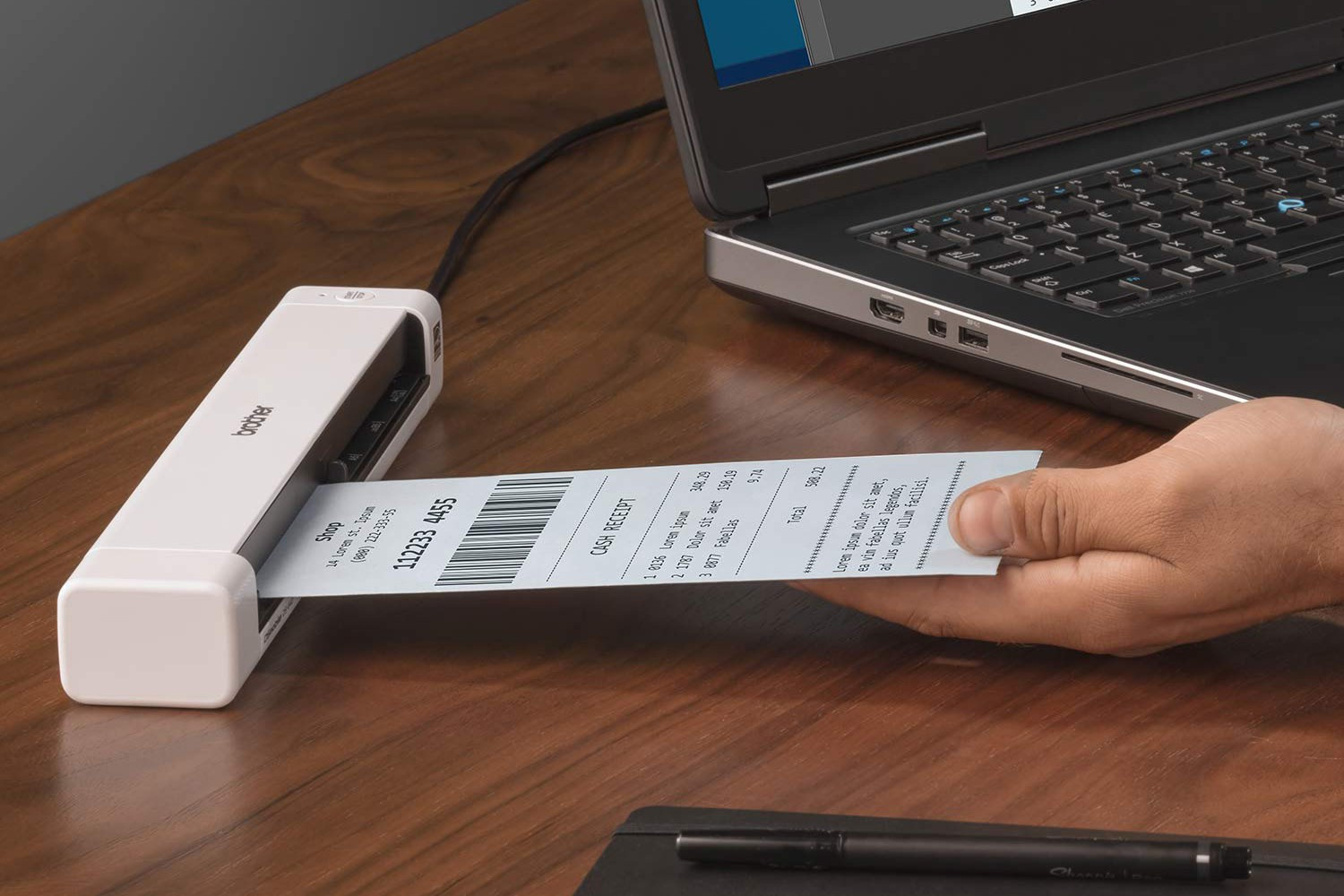 Nếu bạn đang tìm một máy scan di động nhẹ, dễ dùng và cho chất lượng ảnh rõ nét, Brother DS-640 là lựa chọn tối ưu trong tầm giá.