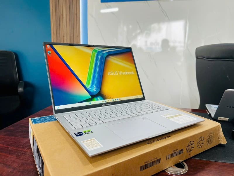 ASUS Vivobook Pro 16X OLED một trong những lựa chọn tối ưu cho sinh viên đồ họa.