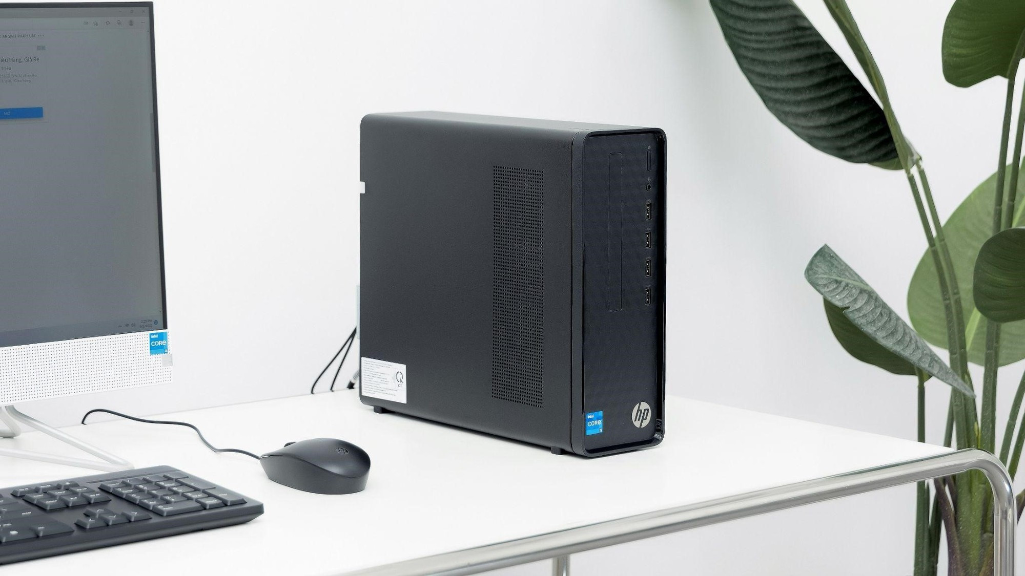 HP S01-pF2035d 6L6W5PA cực kỳ nhỏ gọn, dễ dàng bố trí trong không gian làm việc