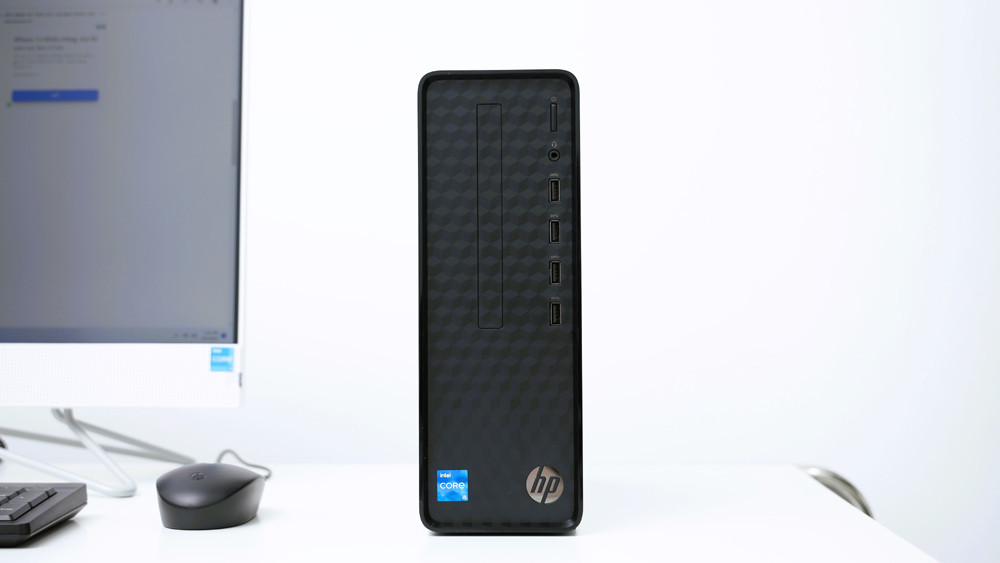 HP Slim Desktop S01 hướng đến sự tiện dụng, mang lại trải nghiệm làm việc nhẹ nhàng, tiết kiệm và ổn định