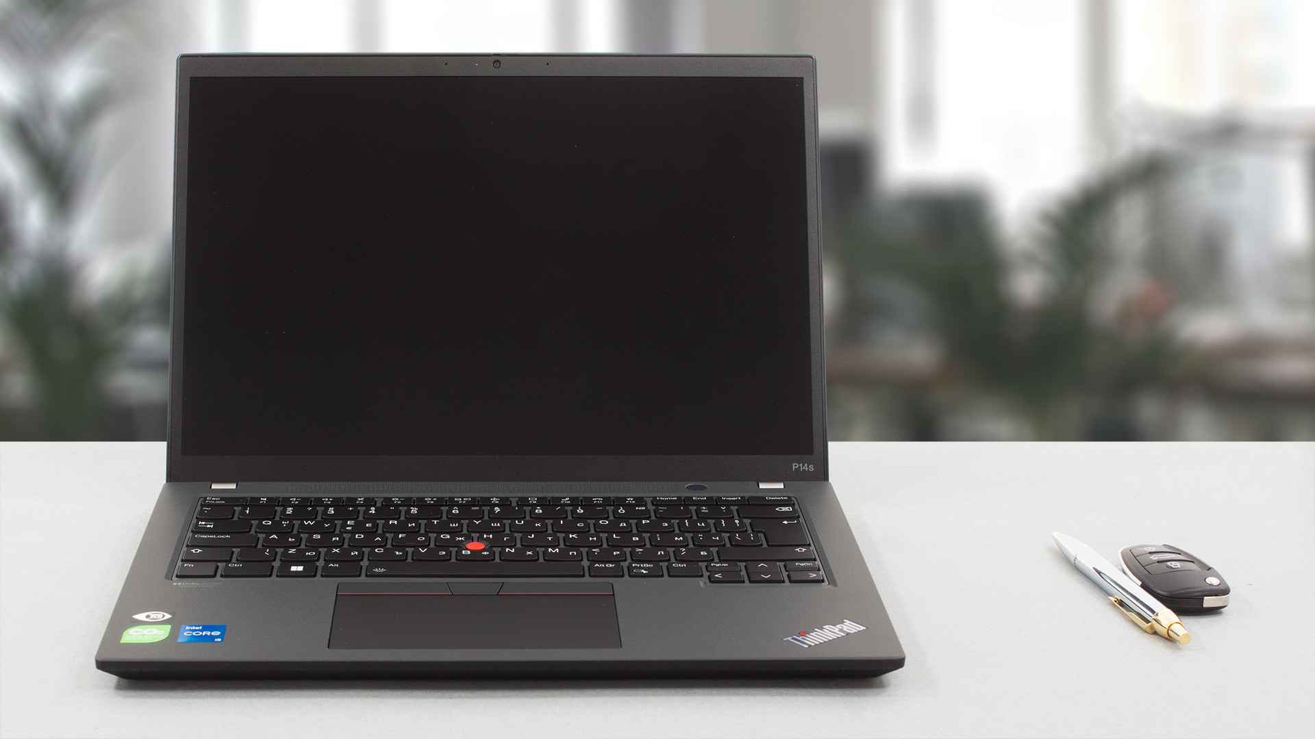 Điểm làm nên khác biệt lớn cho ThinkPad P16s Gen 3 là GPU NVIDIA RTX 500 Ada Generation (4GB VRAM). 