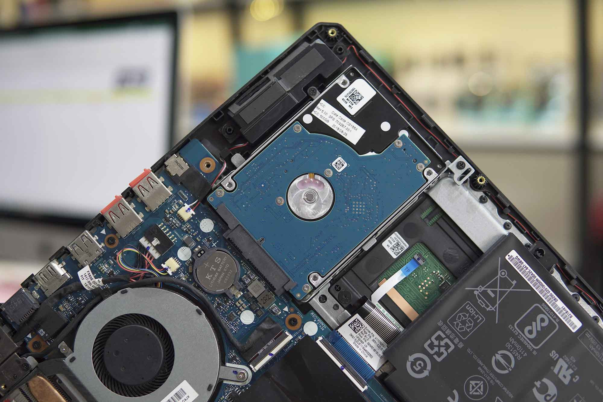 Nhiều máy tính sau 3 năm vẫn dùng Windows cũ, gây ra lỗi phần mềm hoặc không còn được hỗ trợ.
