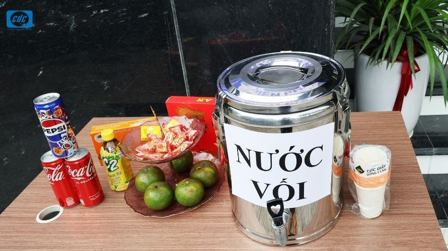 Một bình nước mát- một sự quan tâm nhỏ CDC dành cho mọi người giữa mùa hè oi ả.