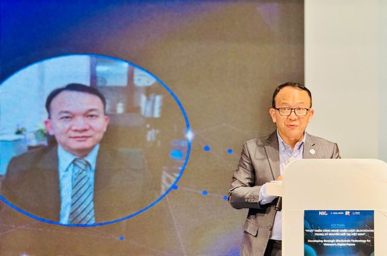 Tiến sĩ Nguyễn Thanh Tuyên, Phó Cục trưởng Cục Công nghiệp CNTT phát biểu tại hội thảo