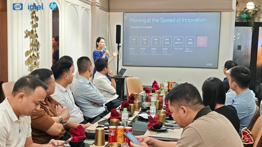 Khai mạc Workshop PC AI Kiến tạo tương lai số dành riêng cho Techcombank