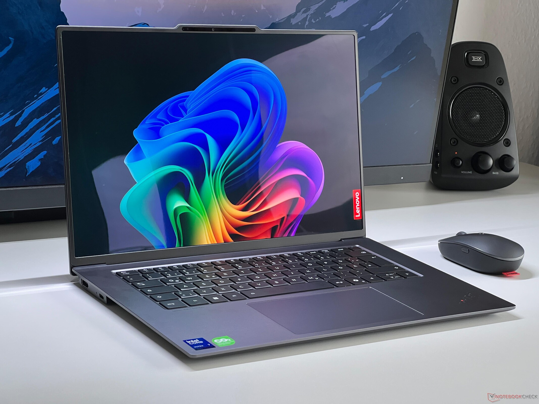 Lenovo ThinkPad X9 15 Aura Edition (2025) - Laptop Cao Cấp Toàn Diện Nhất
