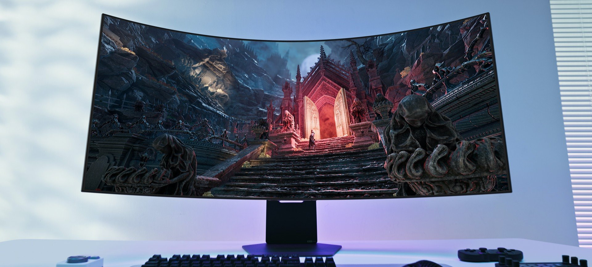 Với kích thước 45 inch, độ cong 800R và độ phân giải 5K2K (5120 x 2160), màn hình cho phép đắm chìm vào từng khung cảnh chân thực.