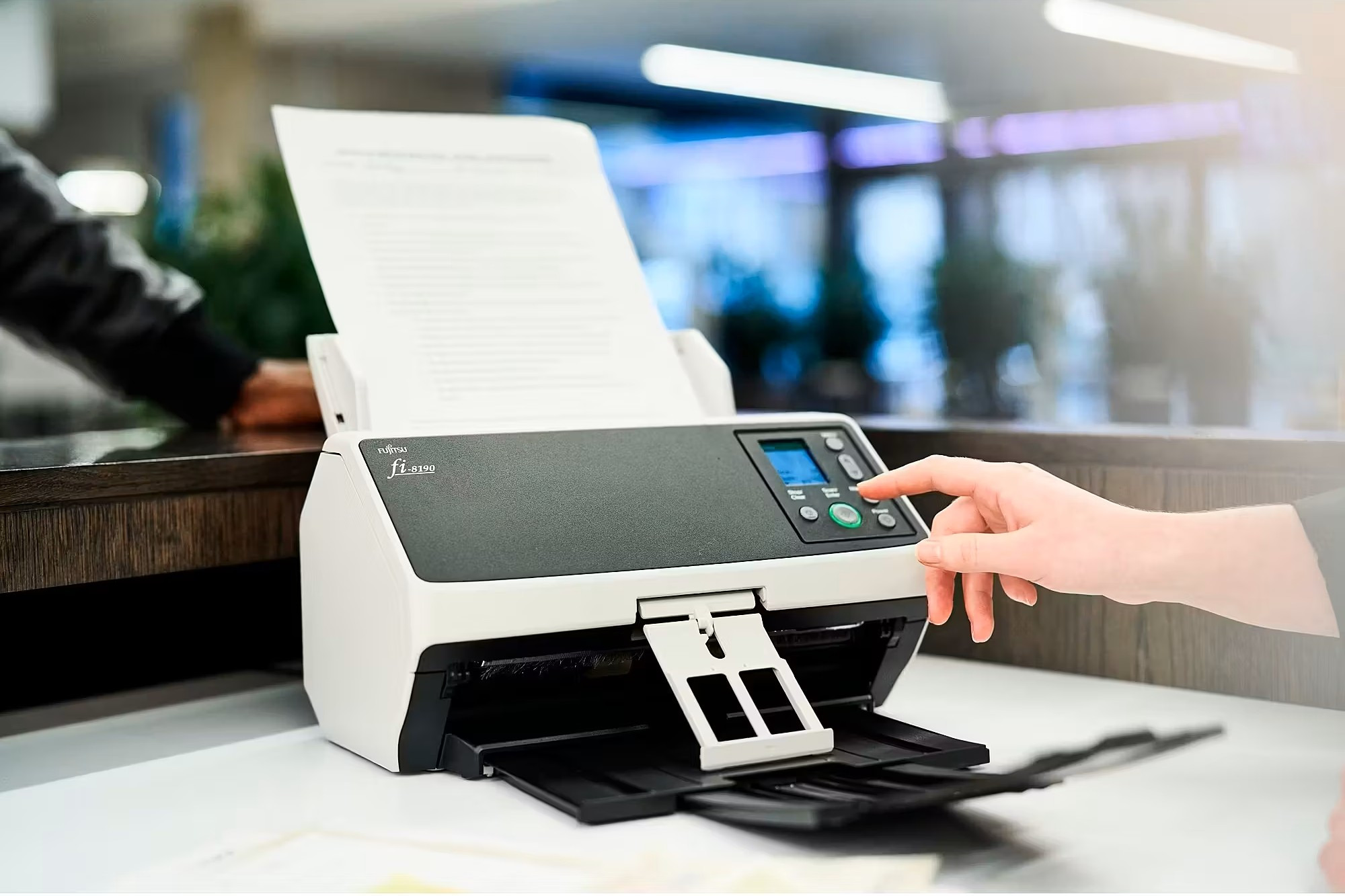 Fujitsu fi-8150 PA03810-B101 – Scan tài liệu chuyên sâu, bảo vệ giấy tối ưu