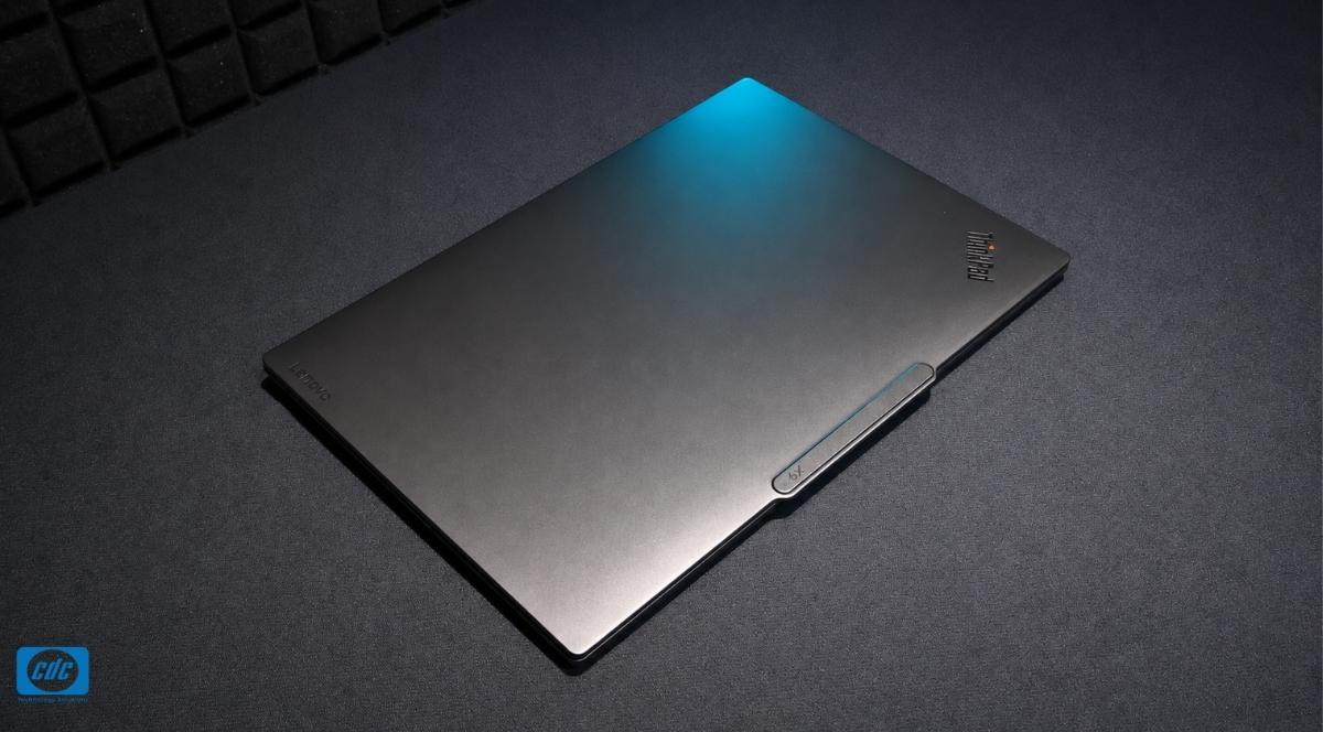 Thiết kế mỏng nhẹ của Lenovo ThinkPad X9-14 Gen 1 Thiết kế mỏng nhẹ của Lenovo ThinkPad X9-14 Gen 1 21QA006GVN
