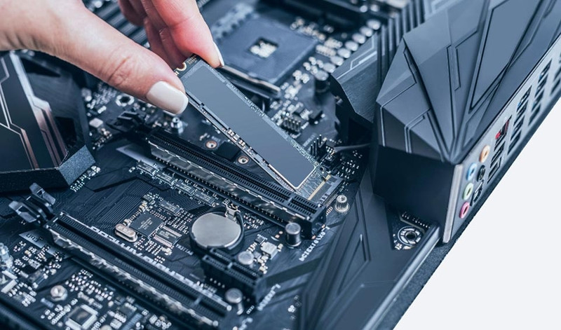 Sử dụng ổ SSD – Giải pháp tăng tốc vượt trội