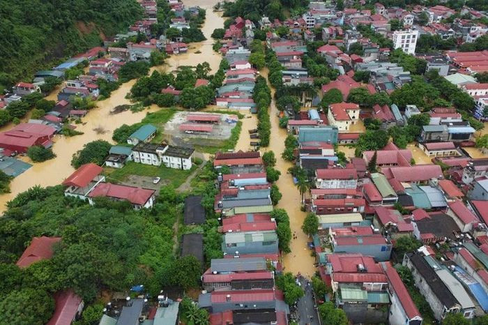 Bảo quản thiết bị tin học mùa mưa lũ hiệu quả