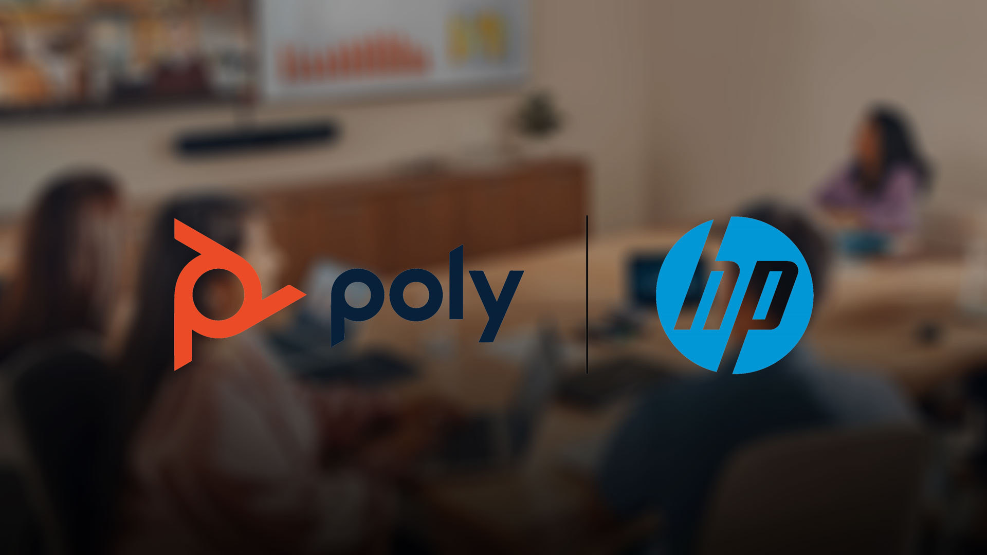 Poly - Giải pháp doanh nghiệp toàn diện cho 
