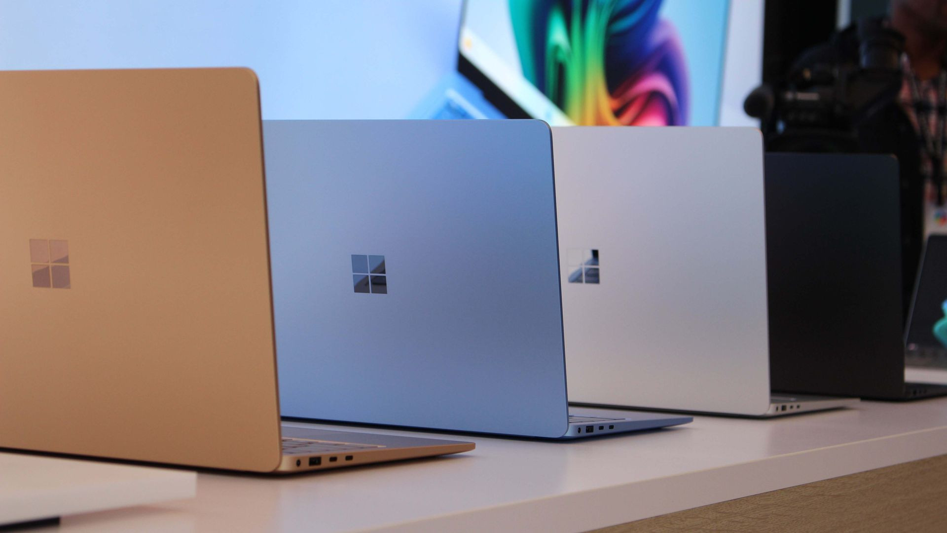 Top 7 Laptop 32GB RAM Tốt Nhất 2025 