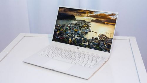 Mua laptop quận Bình Thạnh – 5 laptop đáng mua nhất 2019